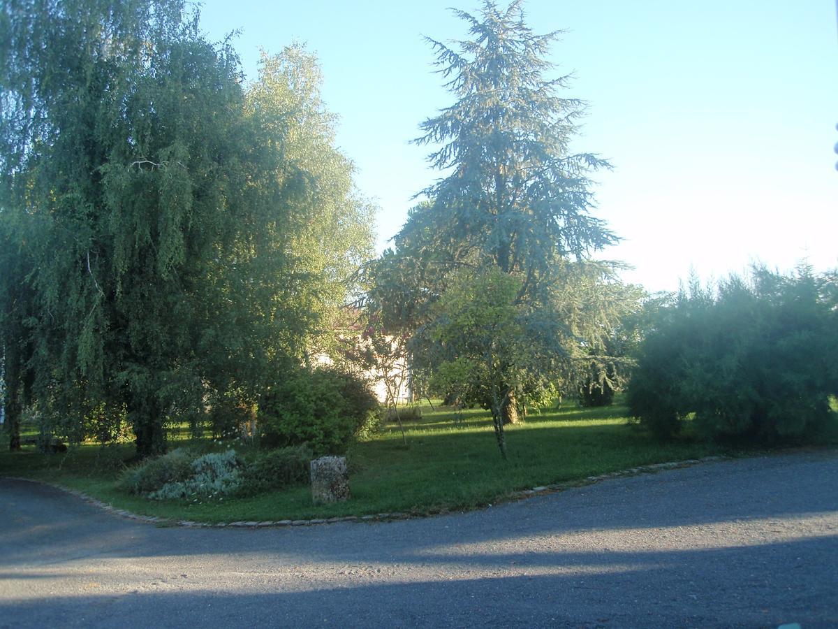 فندق Domaine Mongiron Nérigean المظهر الخارجي الصورة